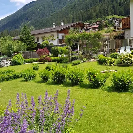 Schneiterhof - Der Frei-raum Apartmán Neustift im Stubaital