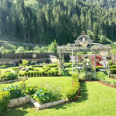 Schneiterhof - Der Frei-raum نيوستيف ام ستوبيتا
