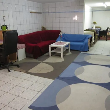 西纳特自由空间公寓